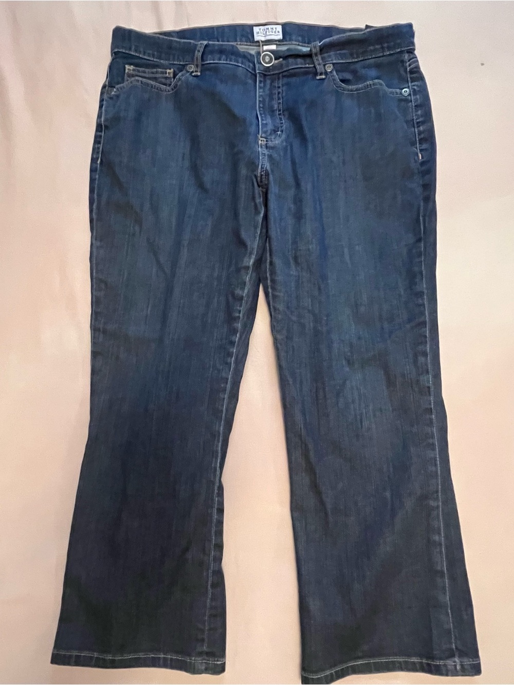Tommy Hilfiger Woman’s Cropped Blue Jeans